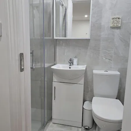 בית הארחה Dublin Paradise - Two Independent Private